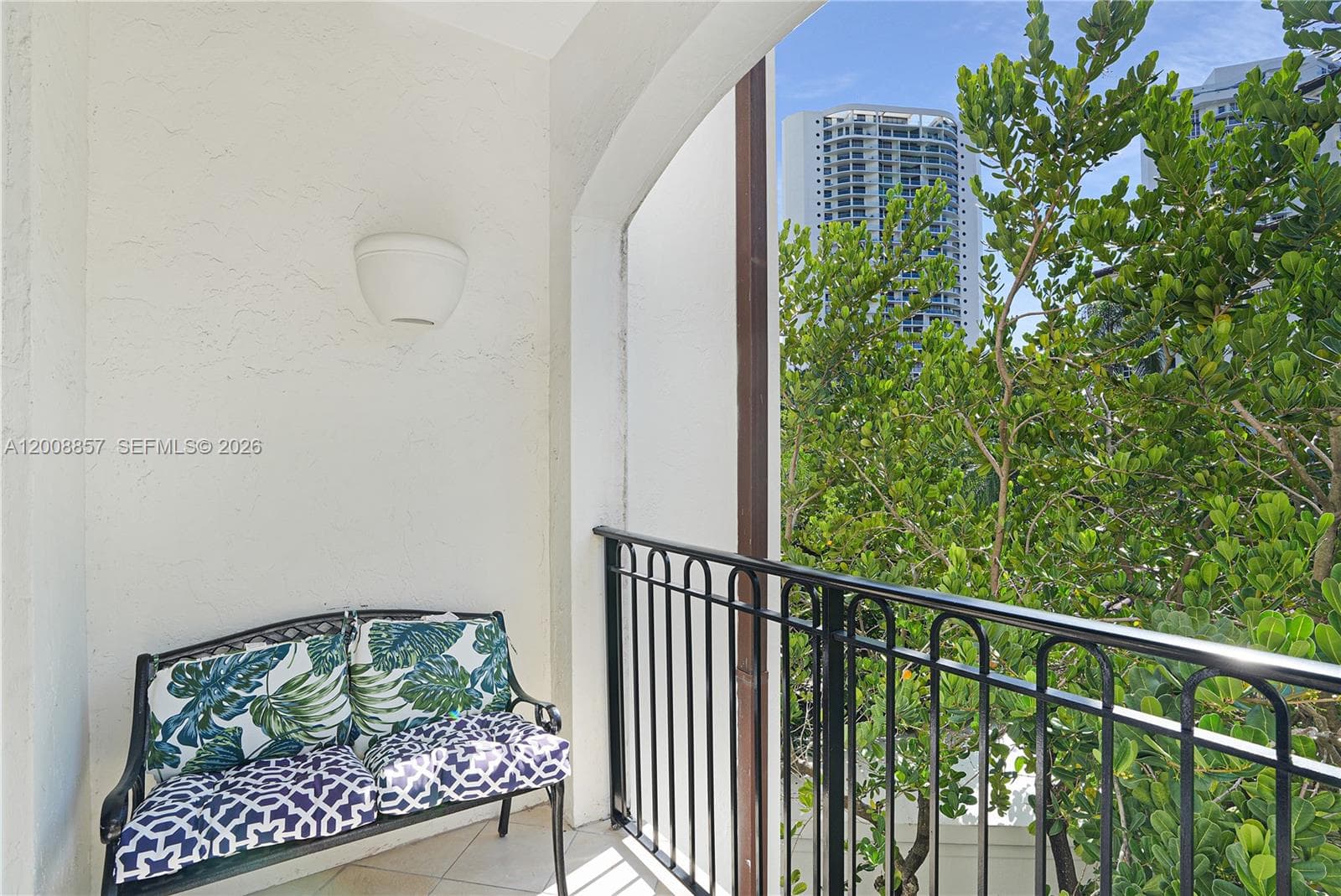 3700 Island Blvd C307 photo 14