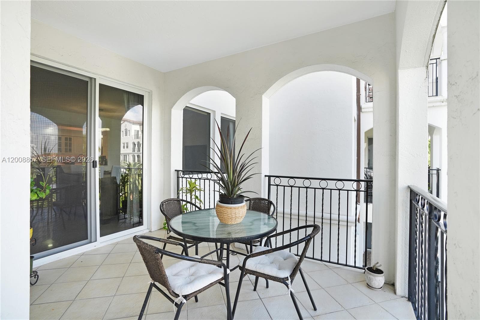 3700 Island Blvd C307 photo 18