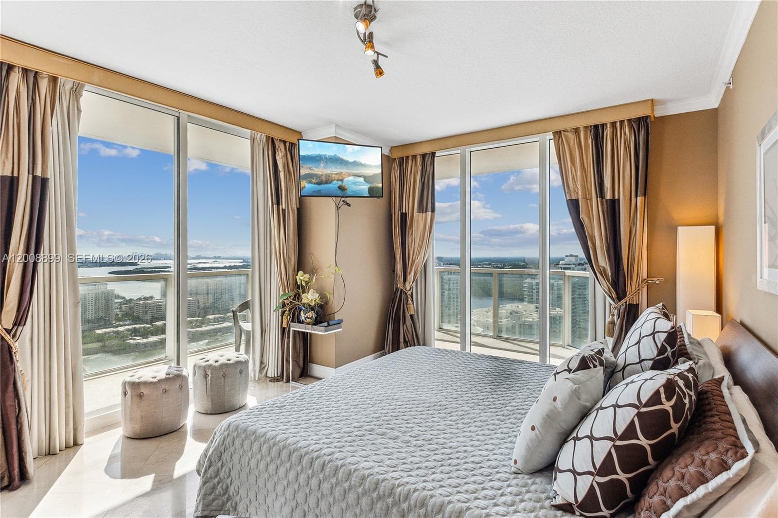 16699 Collins Ave 3608 photo 7