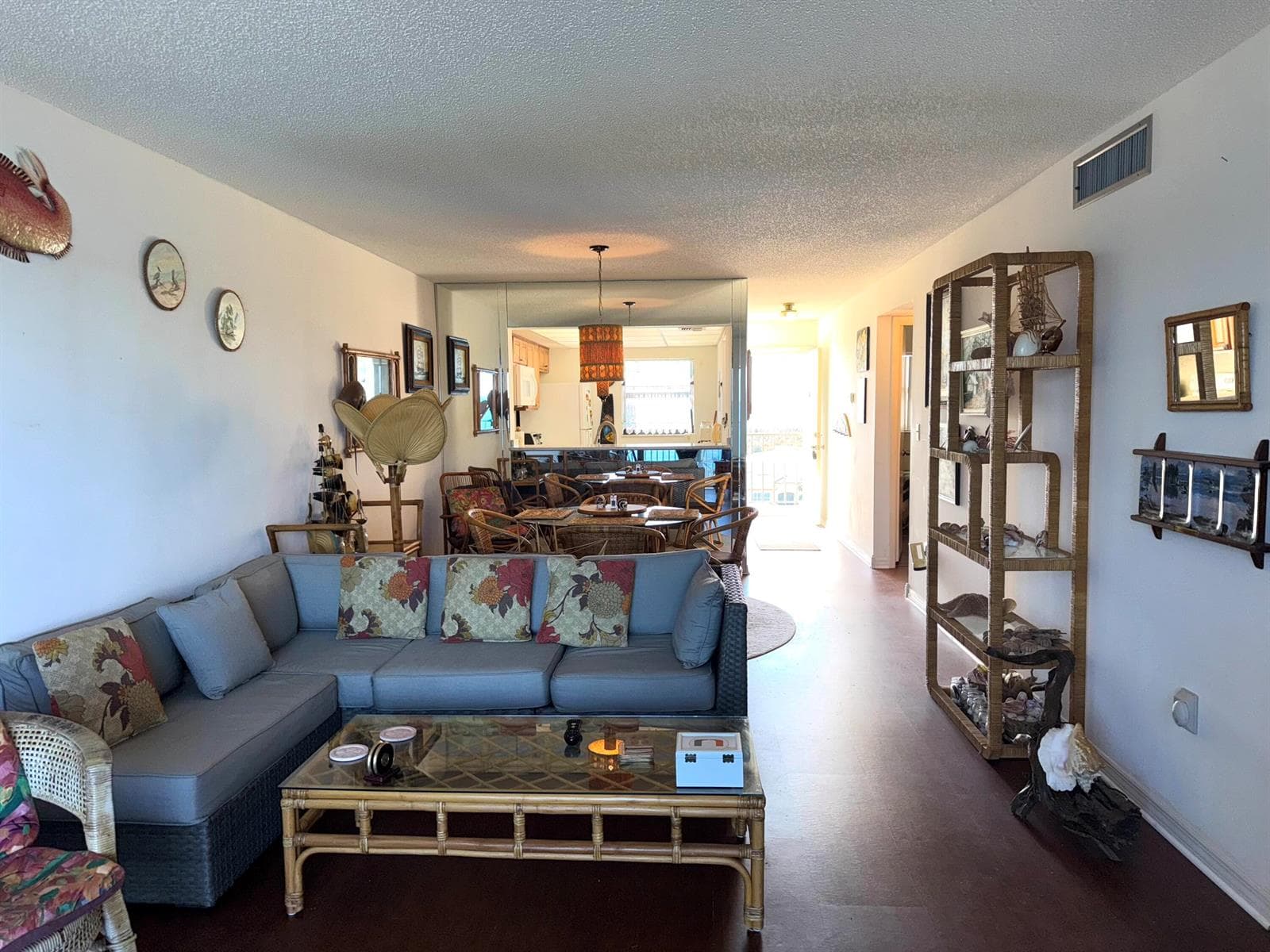 7430 S Ocean Drive 818 photo 7