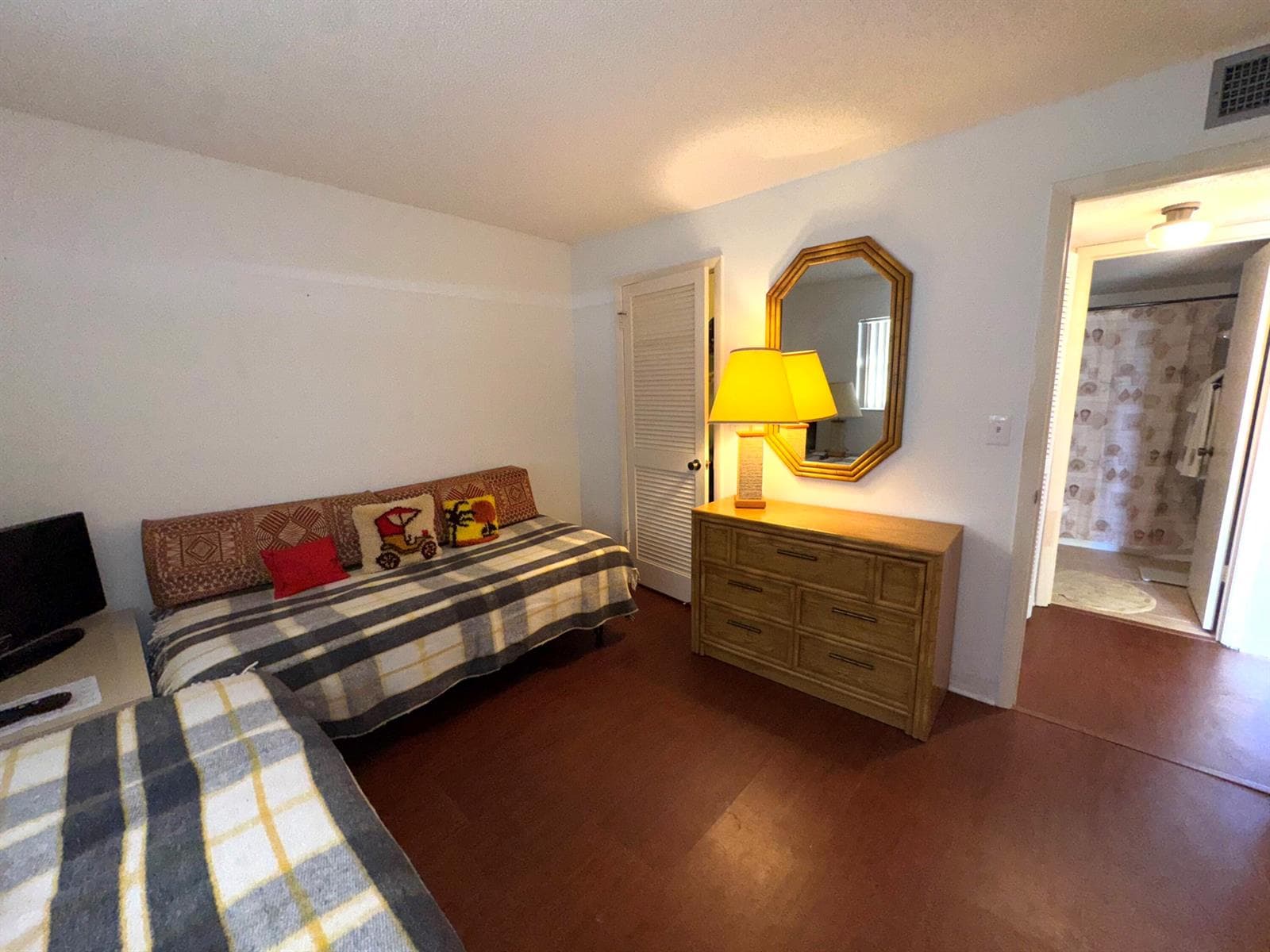 7430 S Ocean Drive 818 photo 21