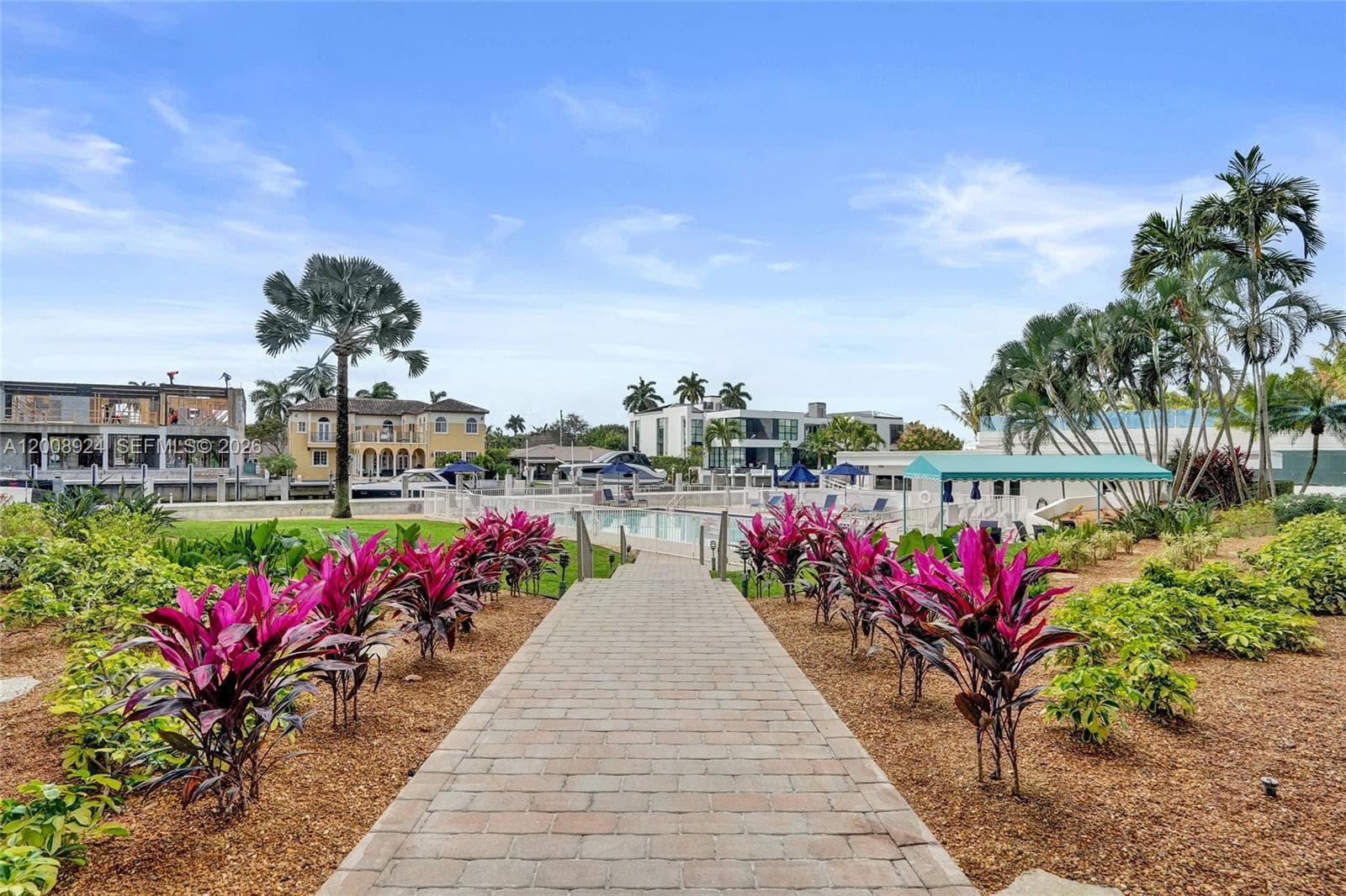 1391 Ocean Blvd 809 photo 24