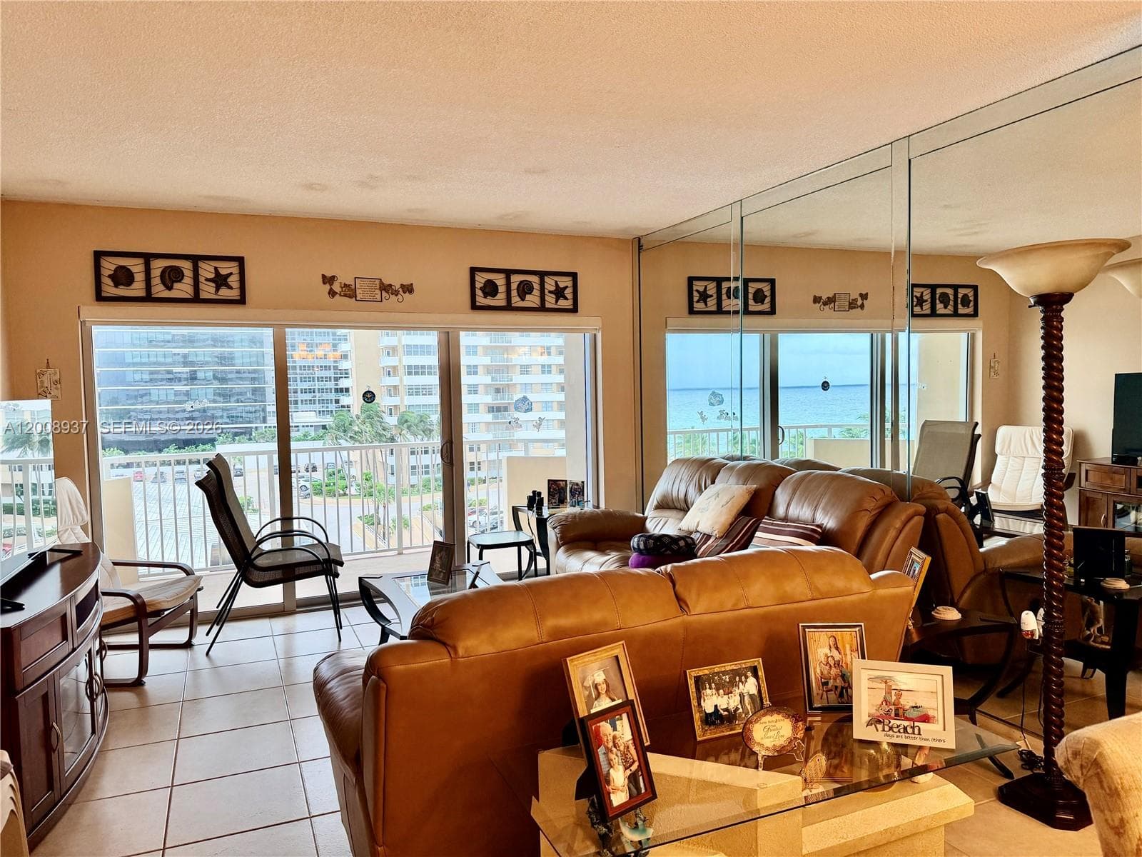 1950 Ocean Dr 5L photo 5