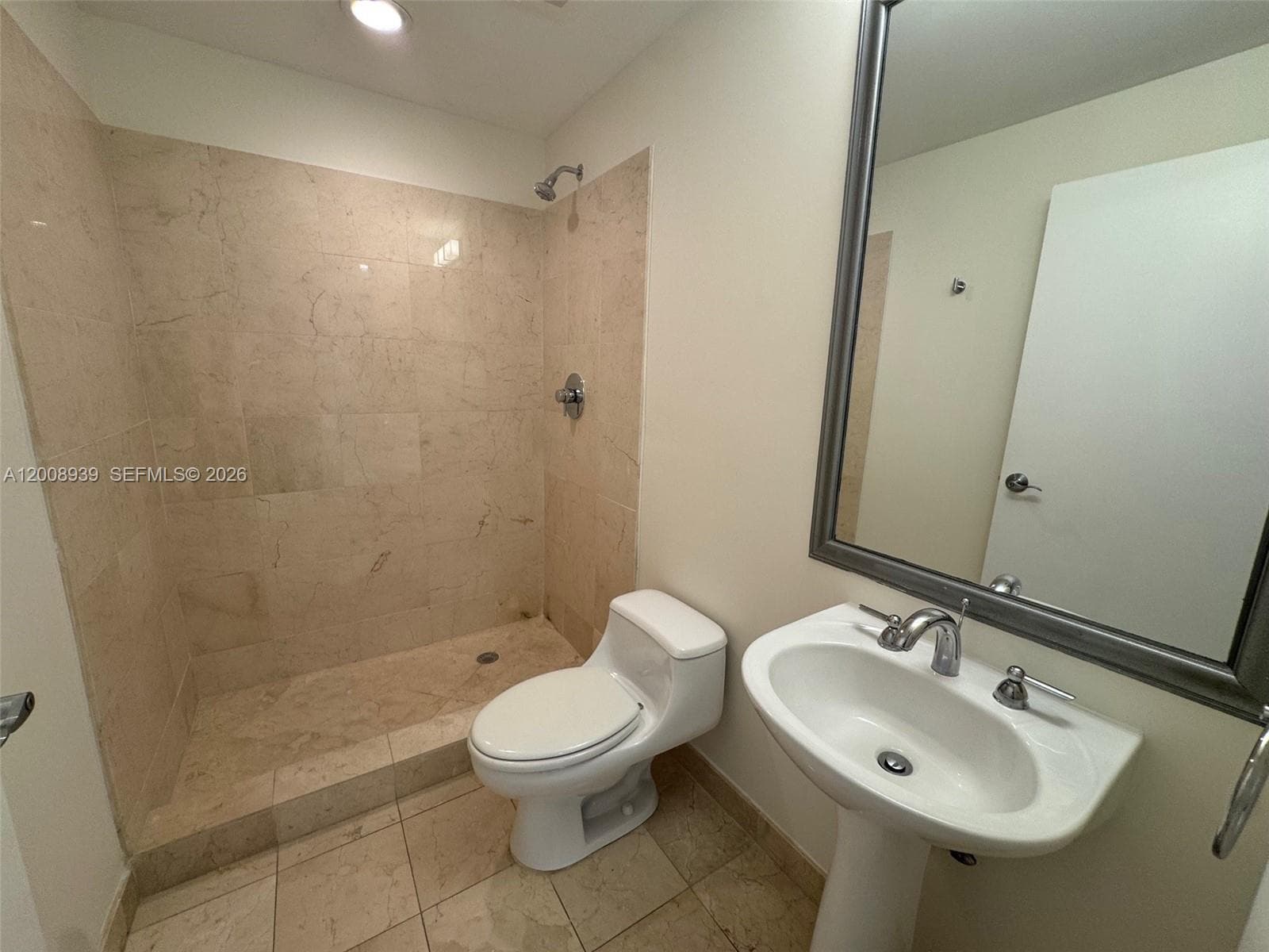 3330 190 ST 1215 photo 6