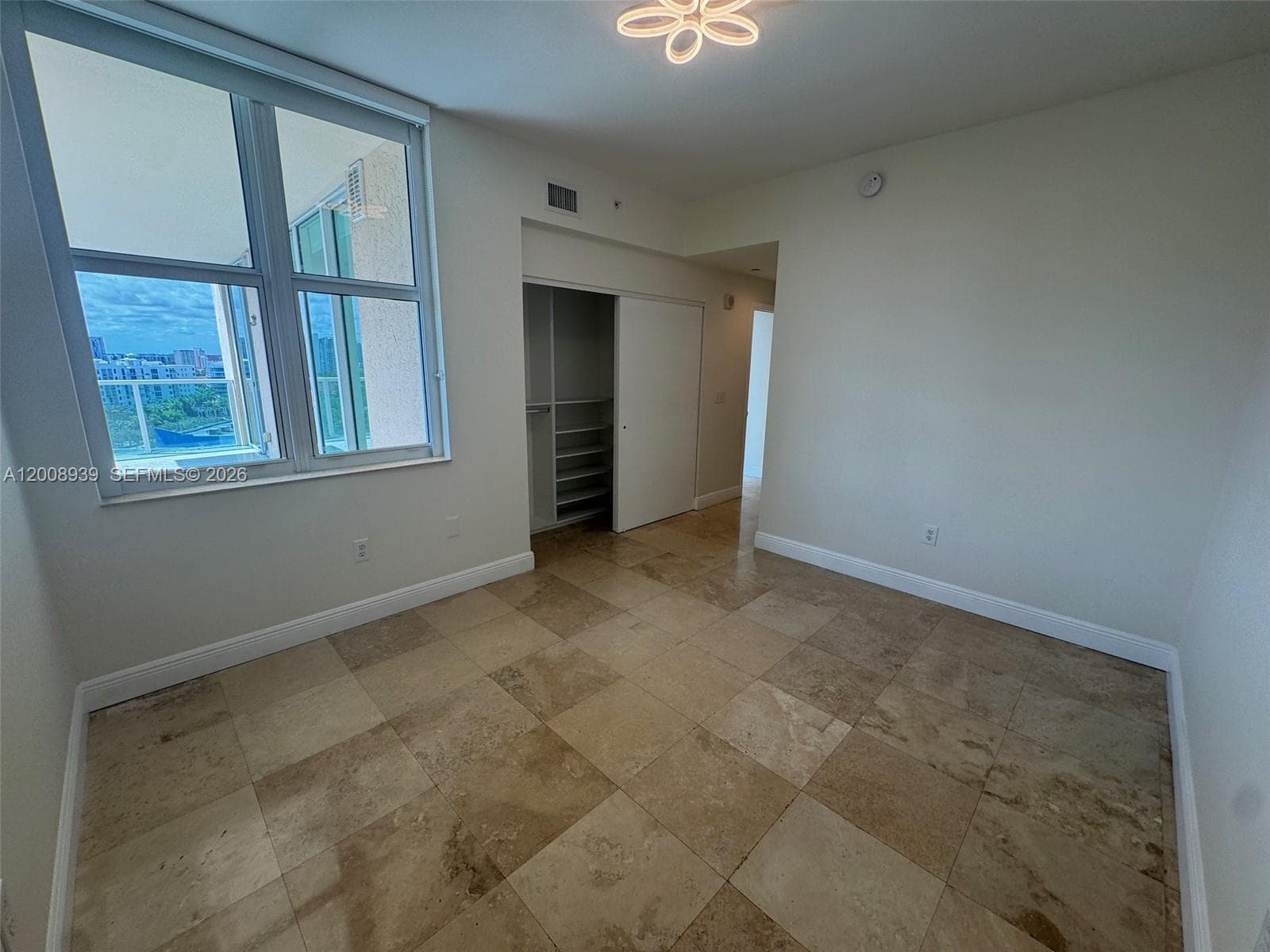 3330 190 ST 1215 photo 17