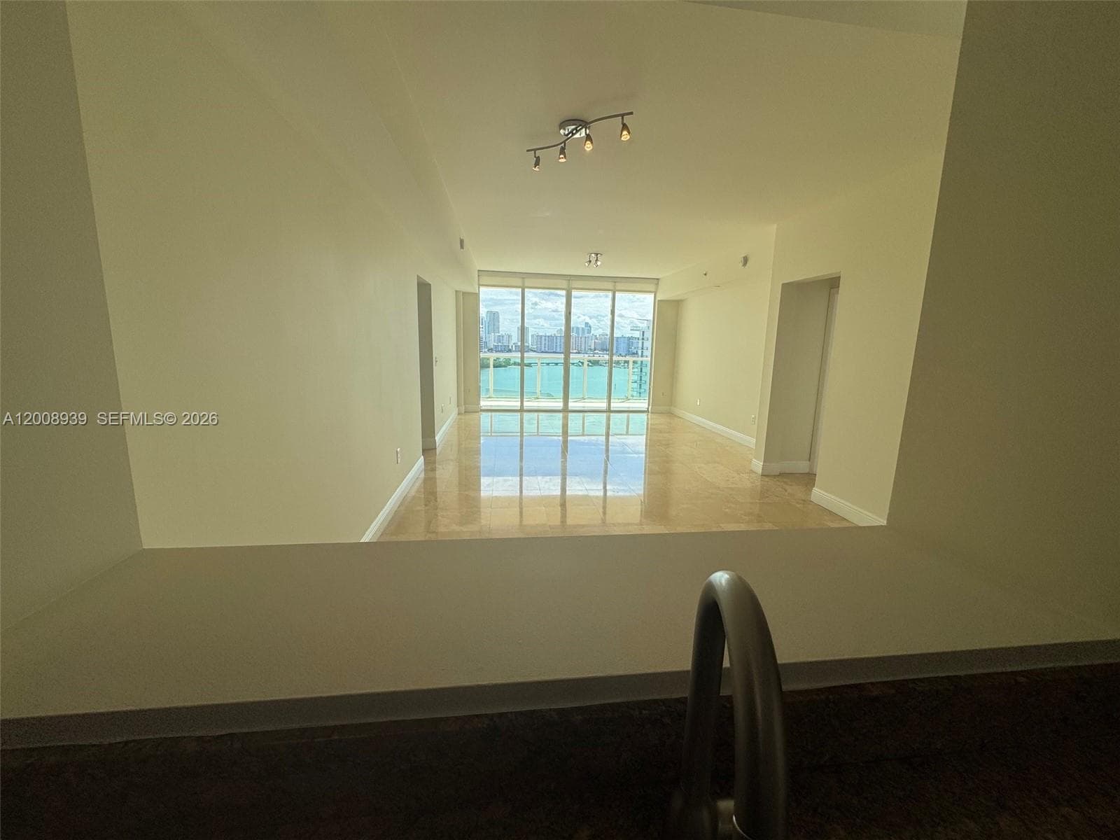 3330 190 ST 1215 photo 12