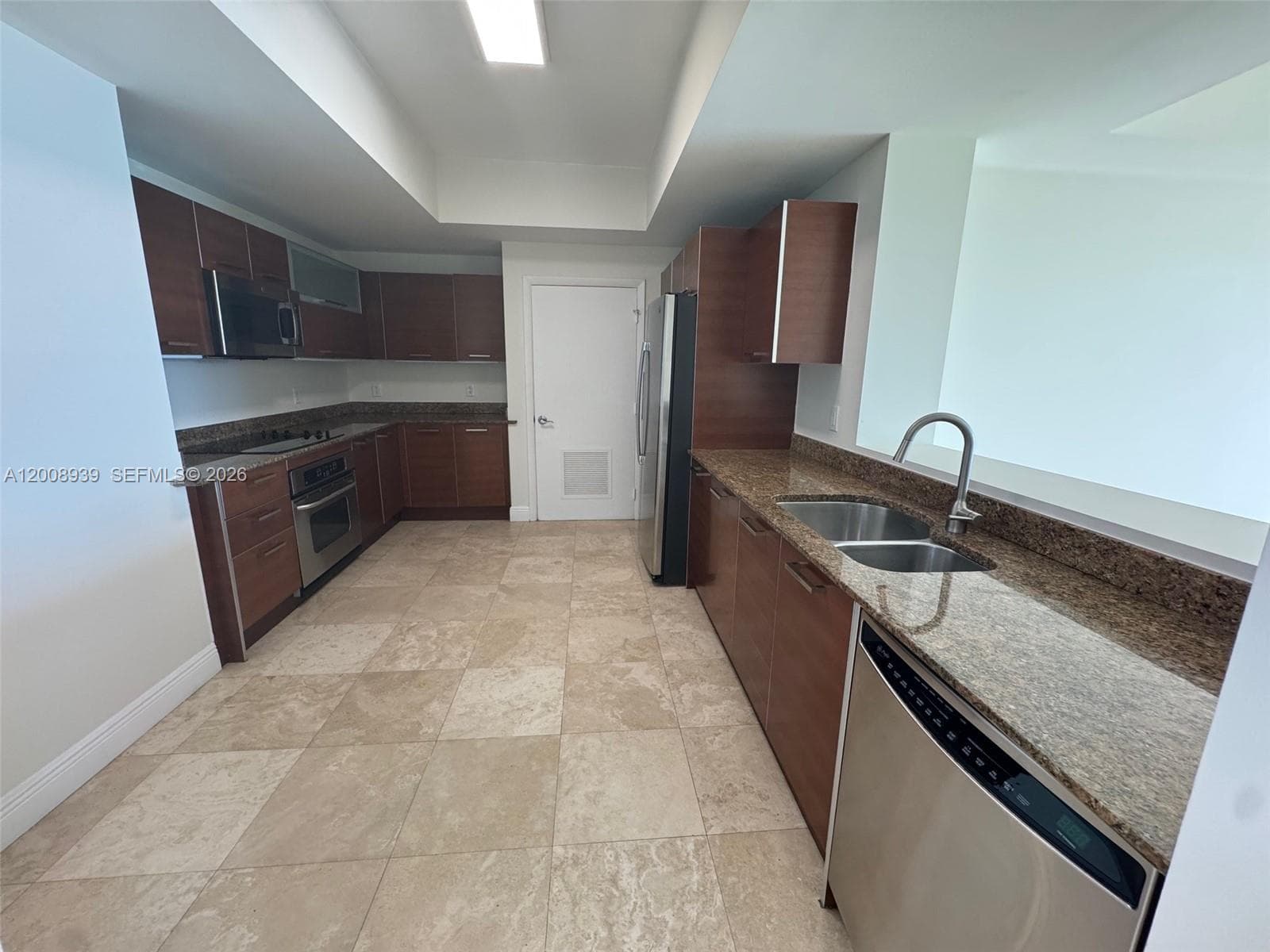 3330 190 ST 1215 photo 7