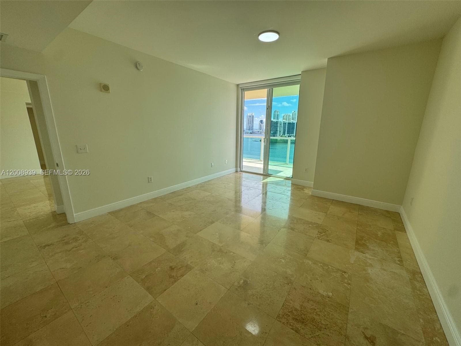3330 190 ST 1215 photo 20
