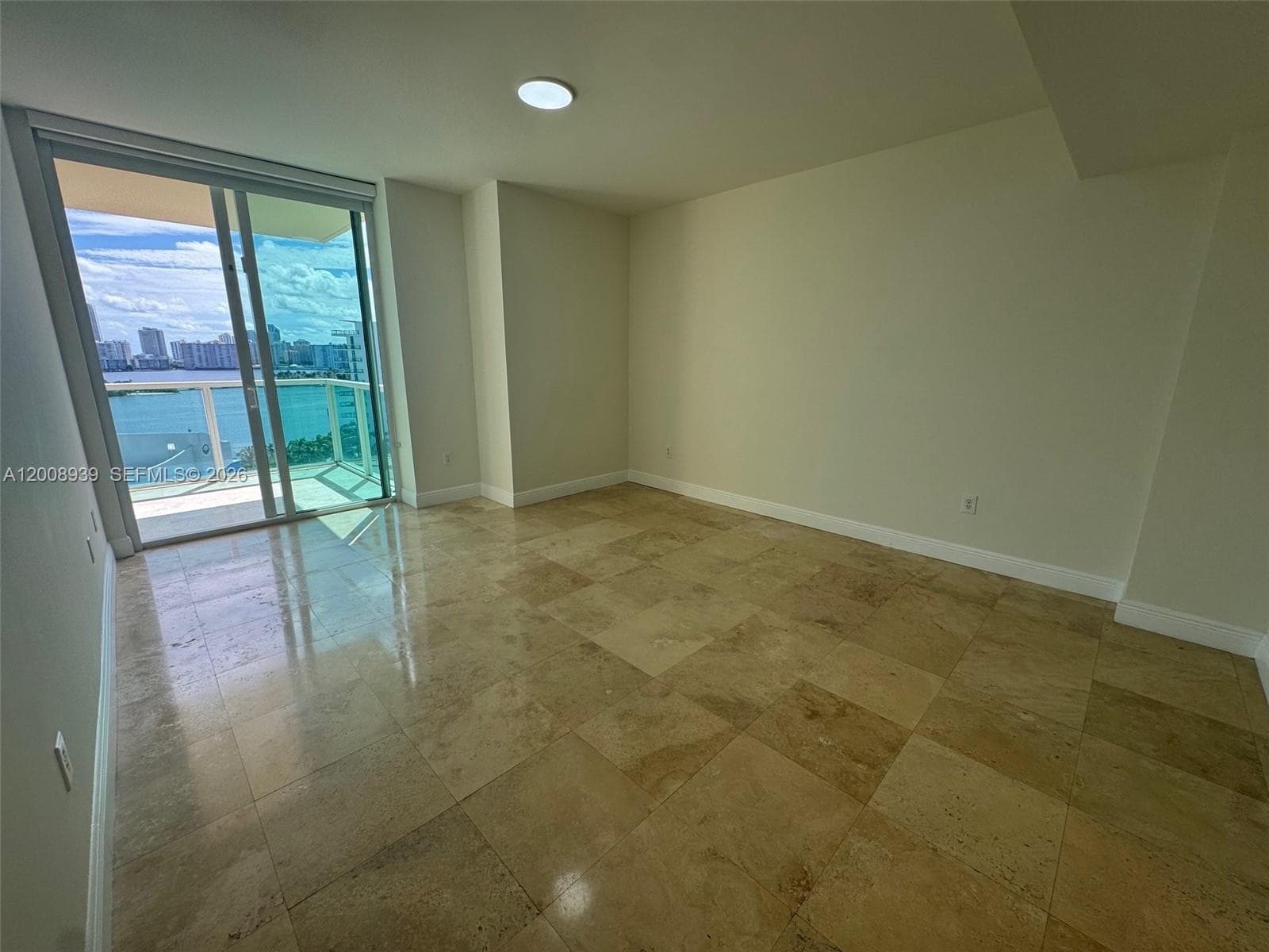3330 190 ST 1215 photo 19