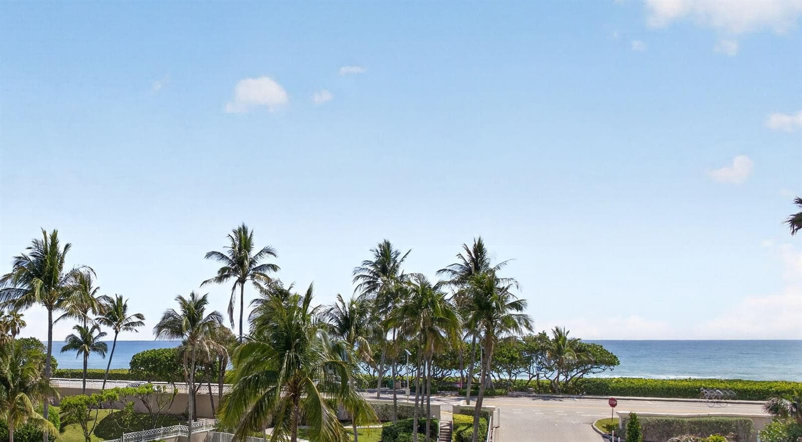 1660 S Highway A1a (plus Deeded Sep. Guest Quarters) 222 photo 2