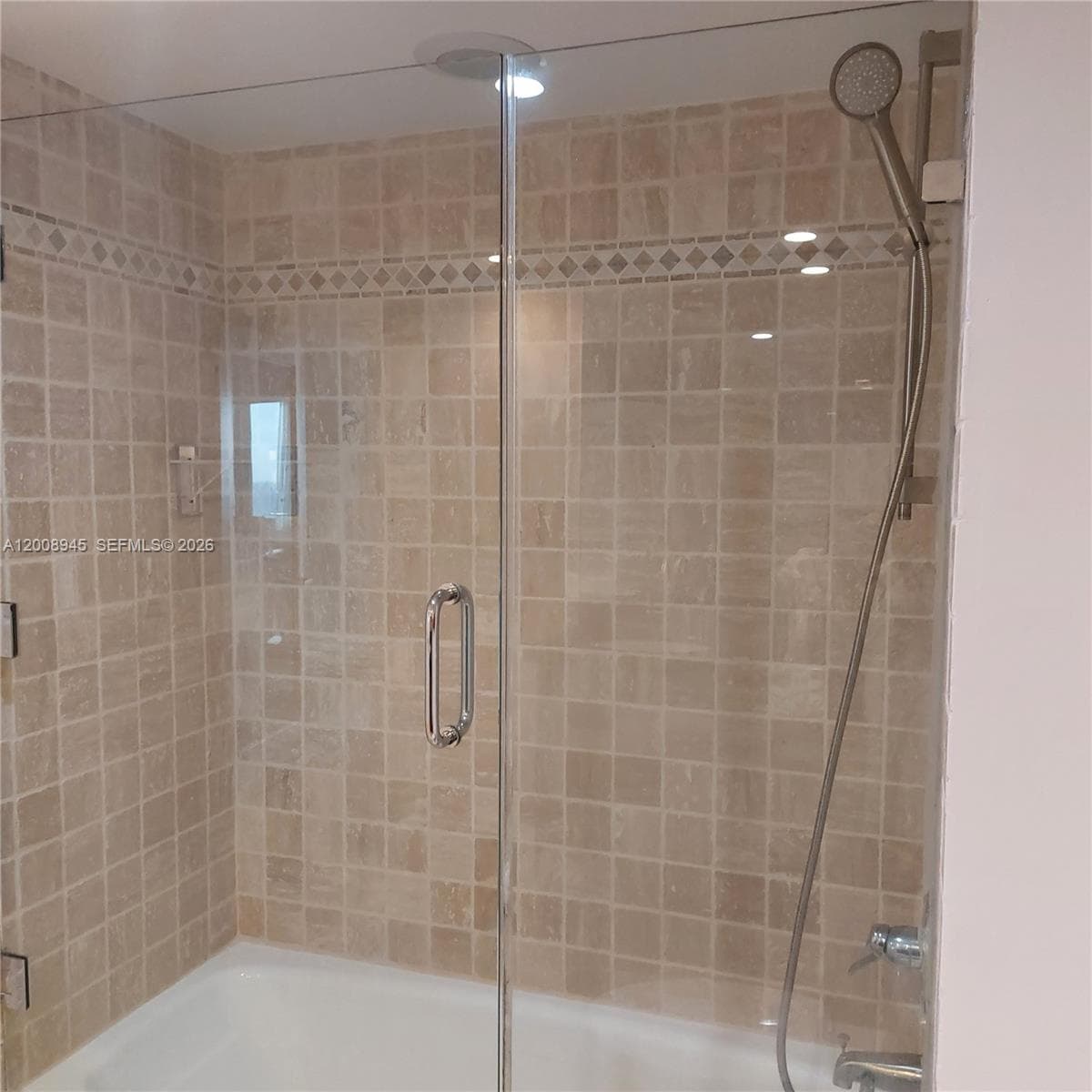 2301 Collins Ave 1125 photo 22