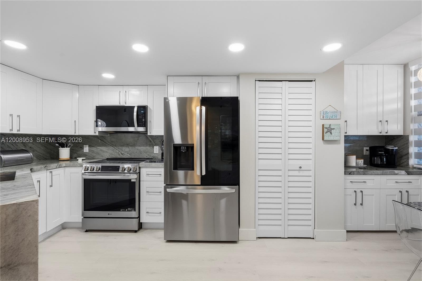 9650 S Ocean Dr 1509 photo 6
