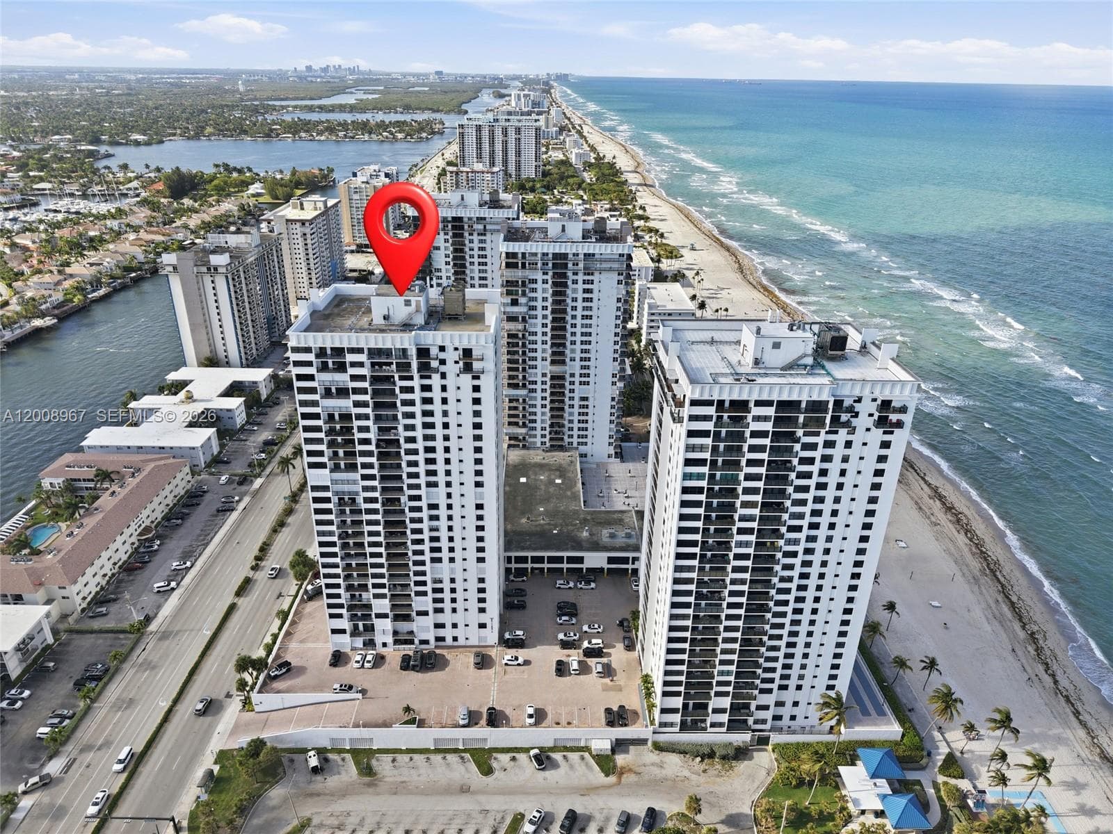 2401 Ocean Dr 1907 photo 6