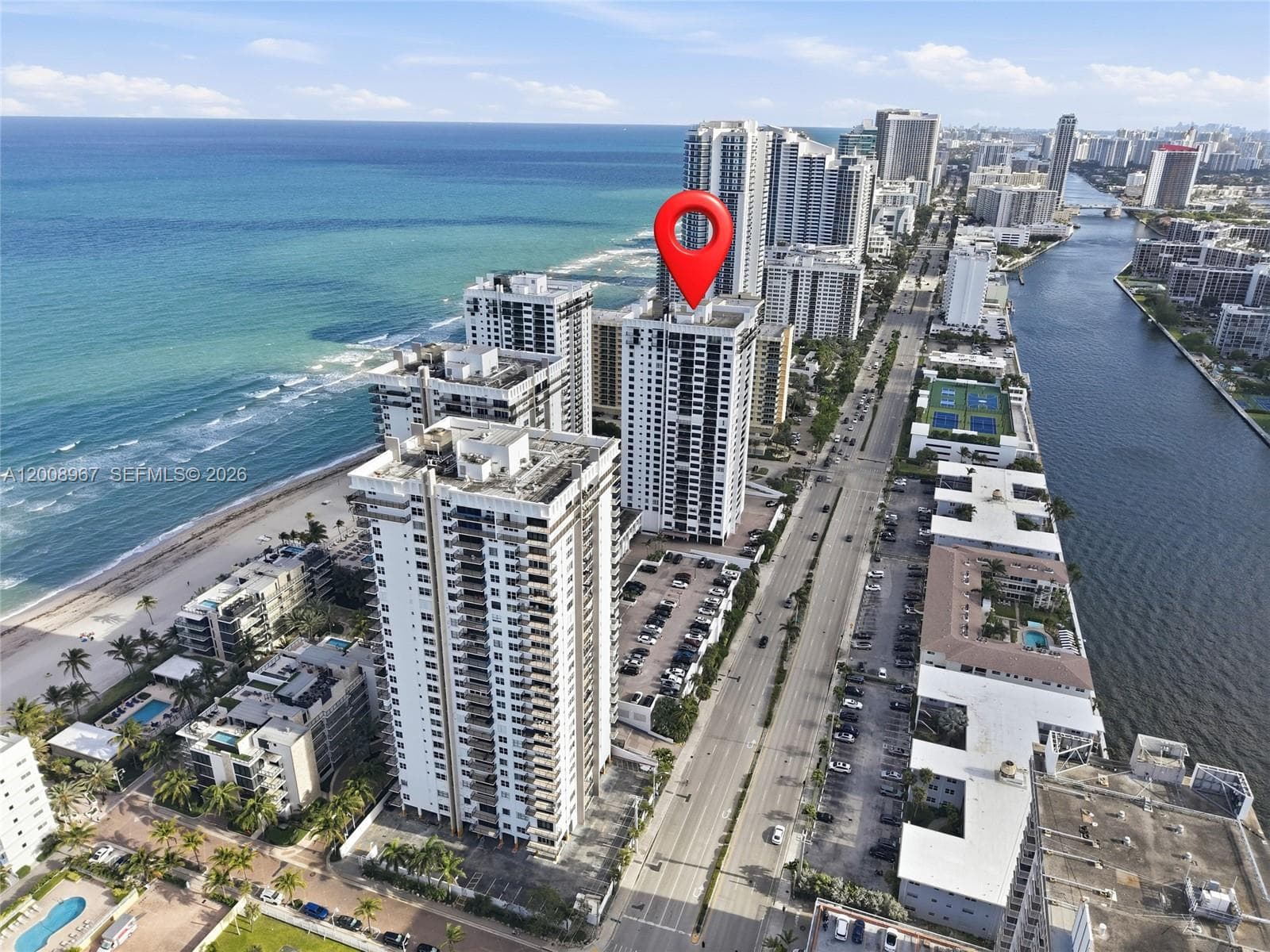 2401 Ocean Dr 1907 photo 5