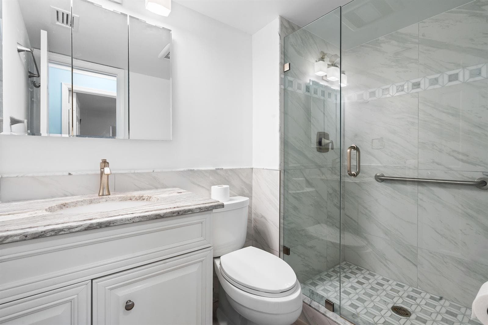 100 Intracoastal Place 205 photo 25