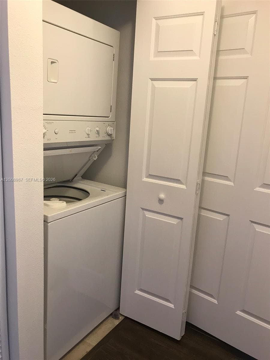 804 WINDWARD WY 522 photo 18