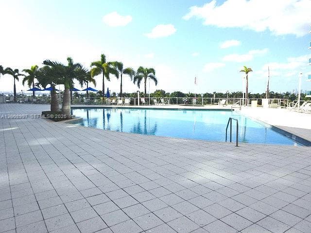 7900 Harbor Island Dr 817 photo 24