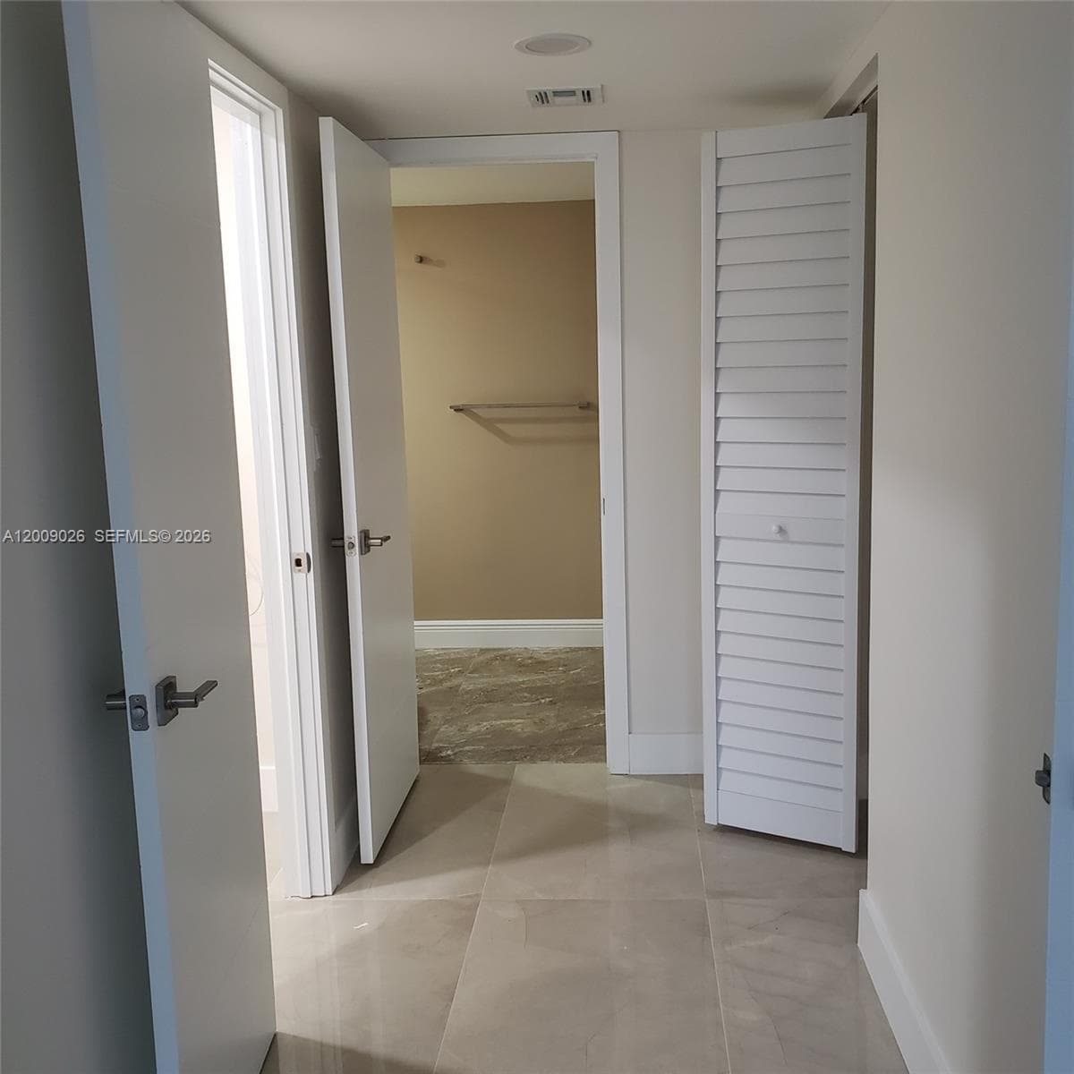1201 Ocean Dr 2105S photo 10