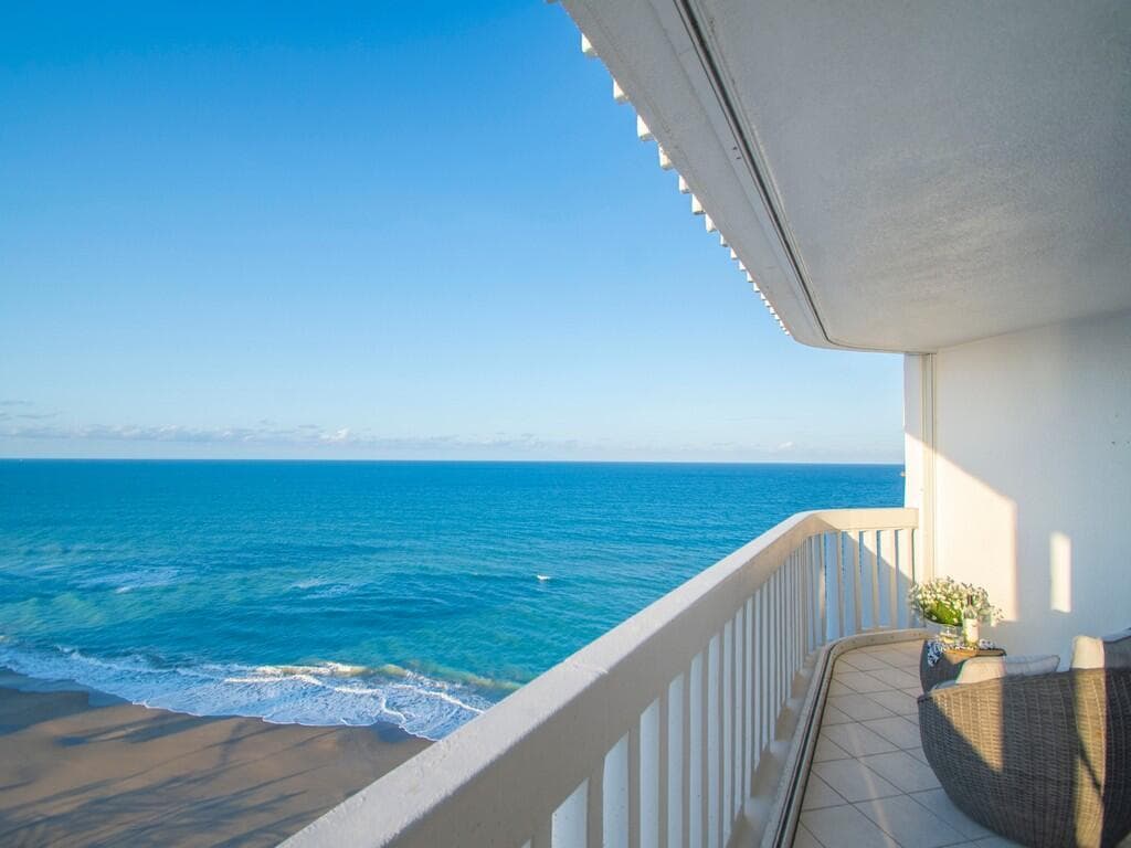 9960 S Ocean Drive 1905 photo 23
