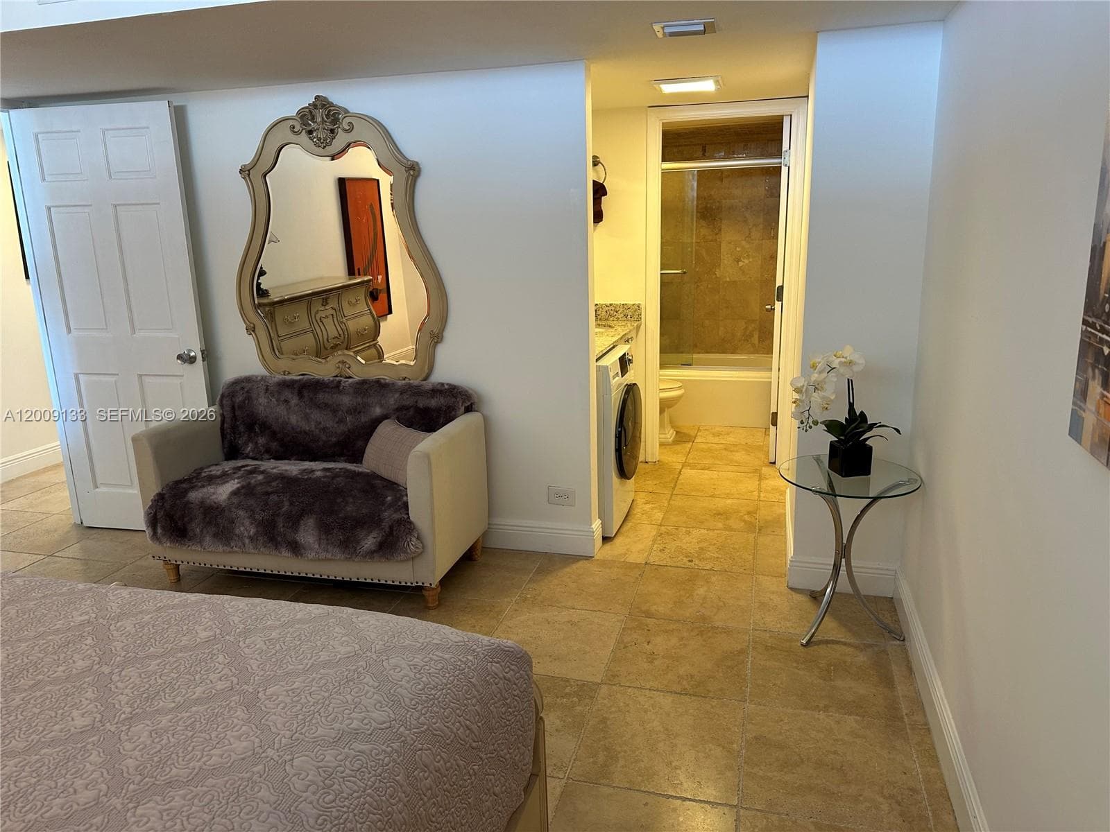 6039 Collins Ave 1510 photo 10