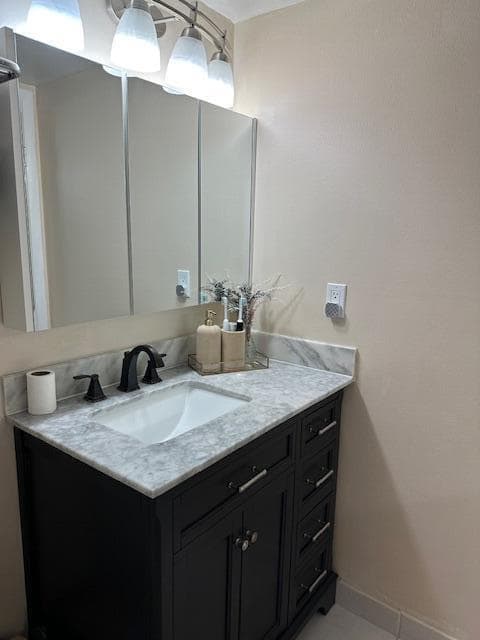 200 Leslie Drive 626 photo 14