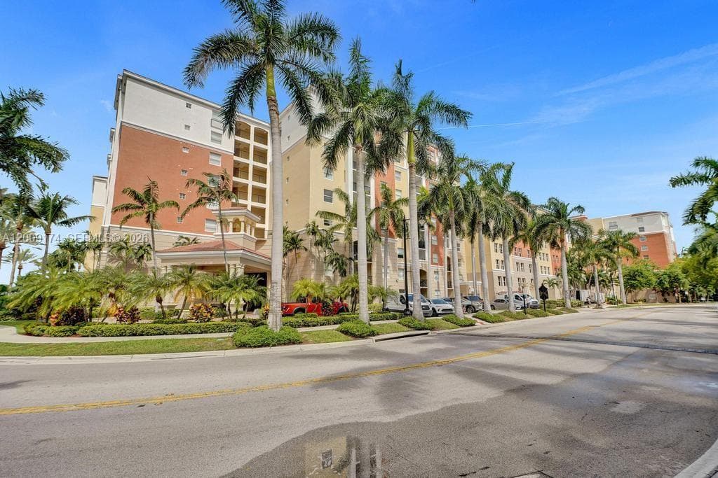 17100 N Bay Rd 1511 photo 12