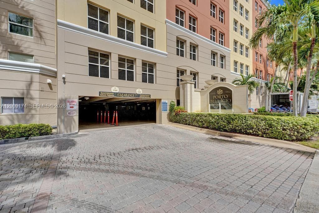 17100 N Bay Rd 1511 photo 10