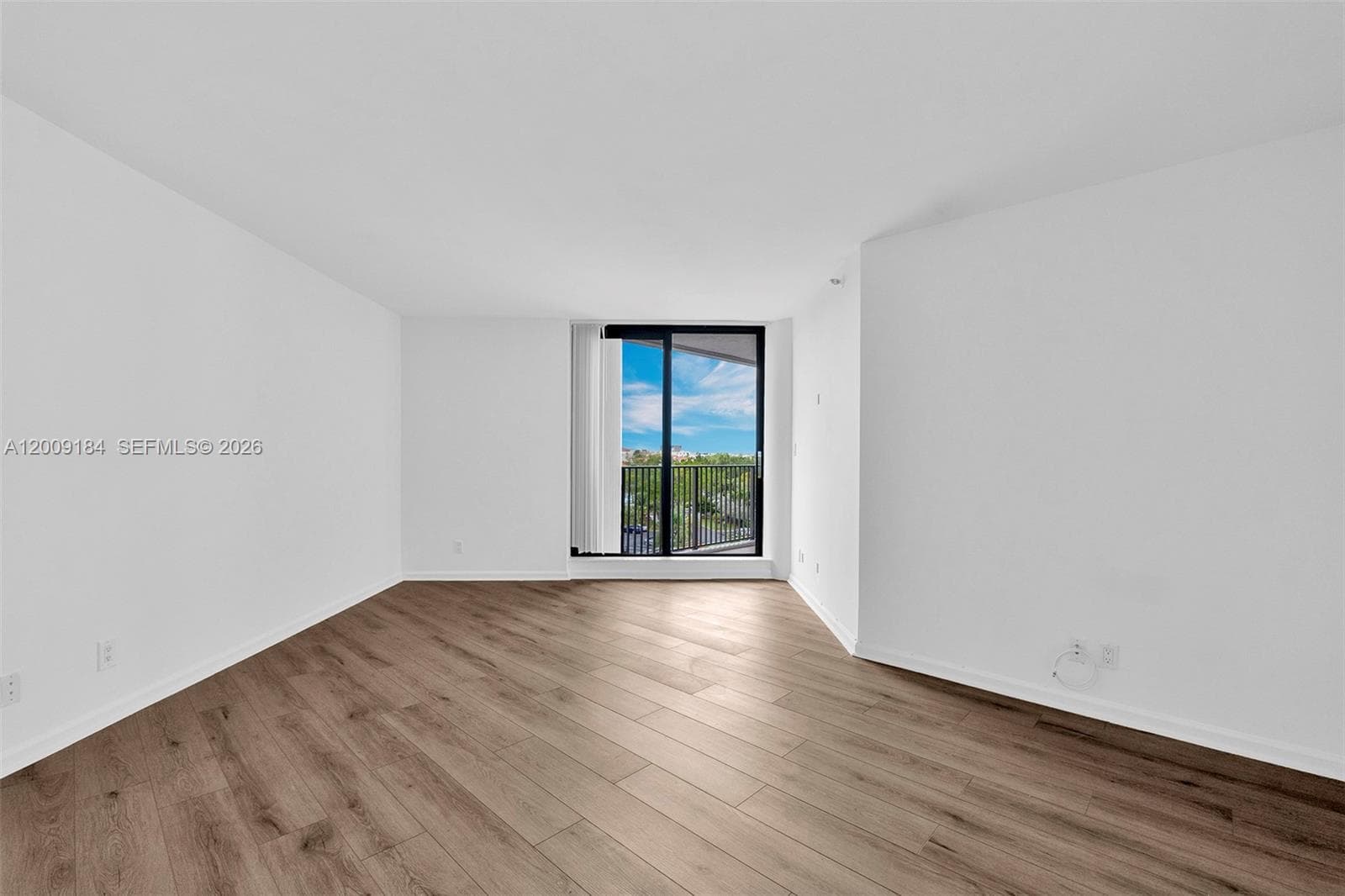 300 Three Islands Blvd 305 photo 10