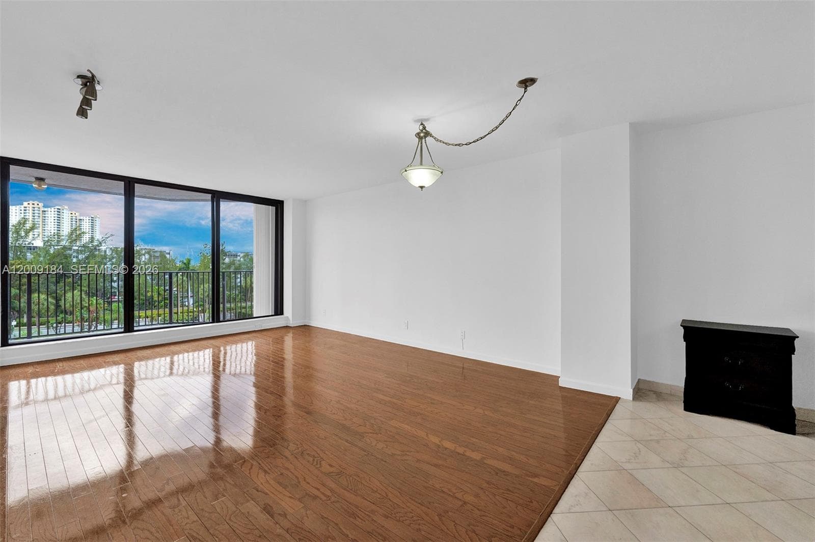 300 Three Islands Blvd 305 photo 4