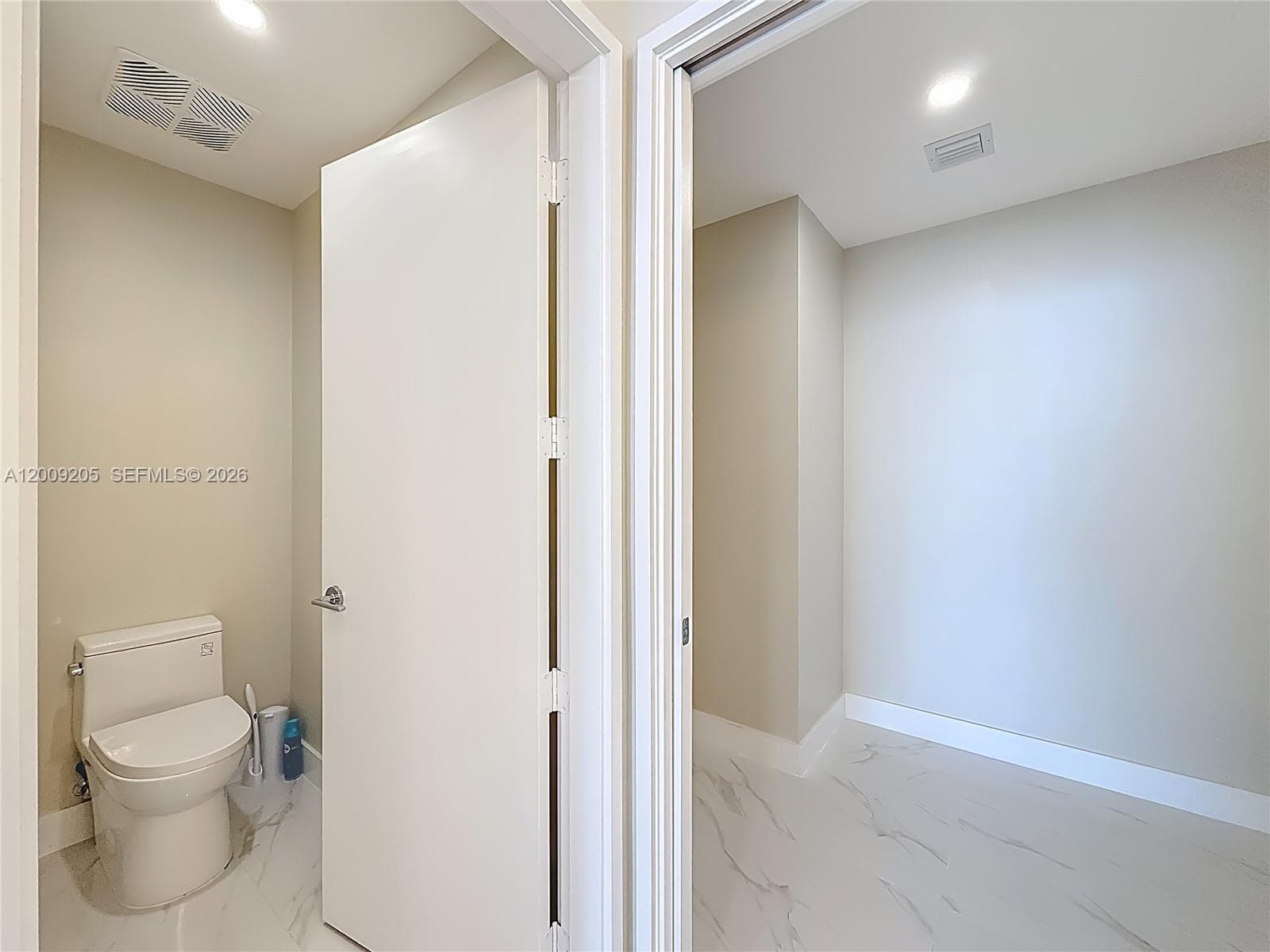 700 24th Street 4904 photo 20