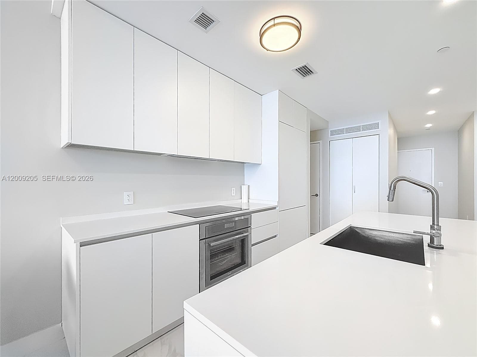 700 24th Street 4904 photo 11