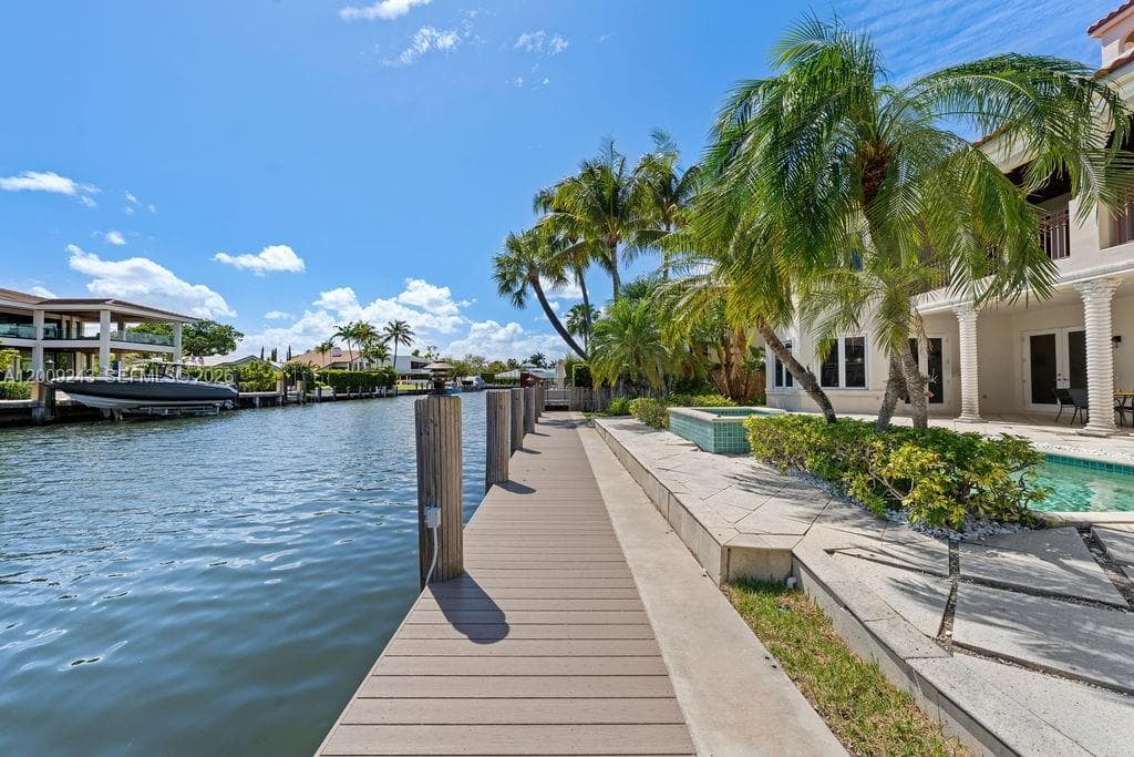 2430 Aqua Vista Blvd photo 5