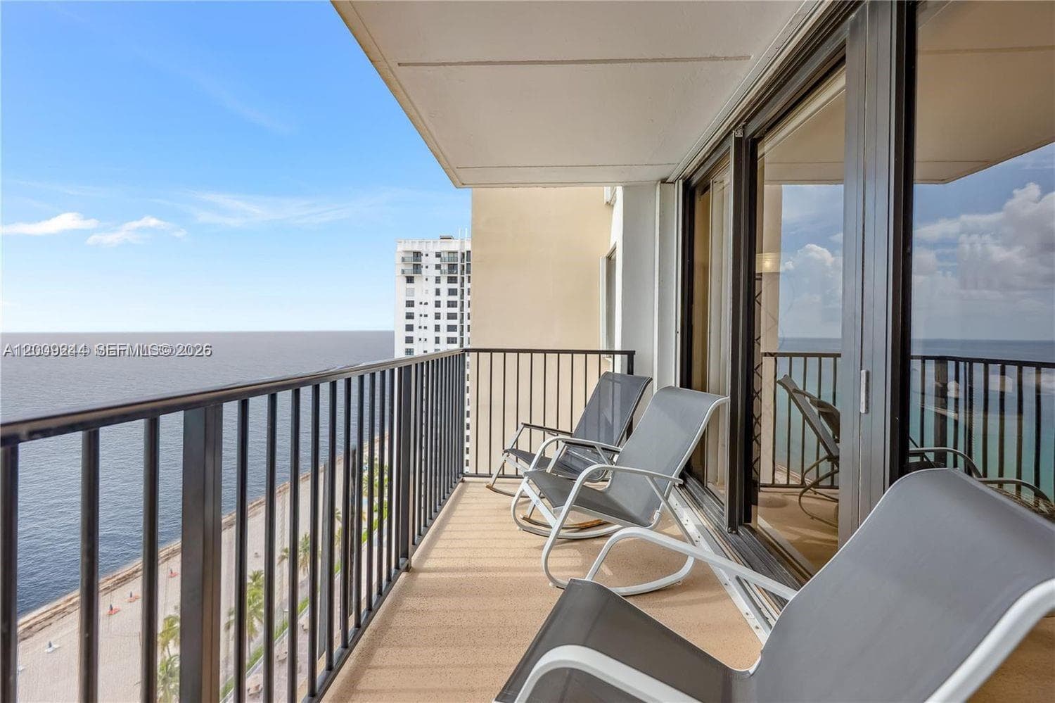 2201 Ocean Dr 2202 photo 15
