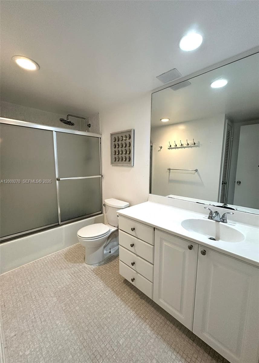 19390 Collins Ave 1510 photo 7