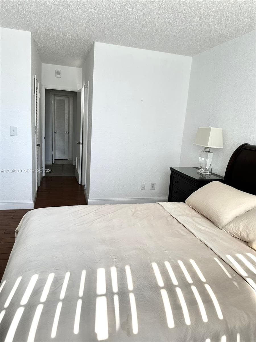 19390 Collins Ave 1510 photo 5