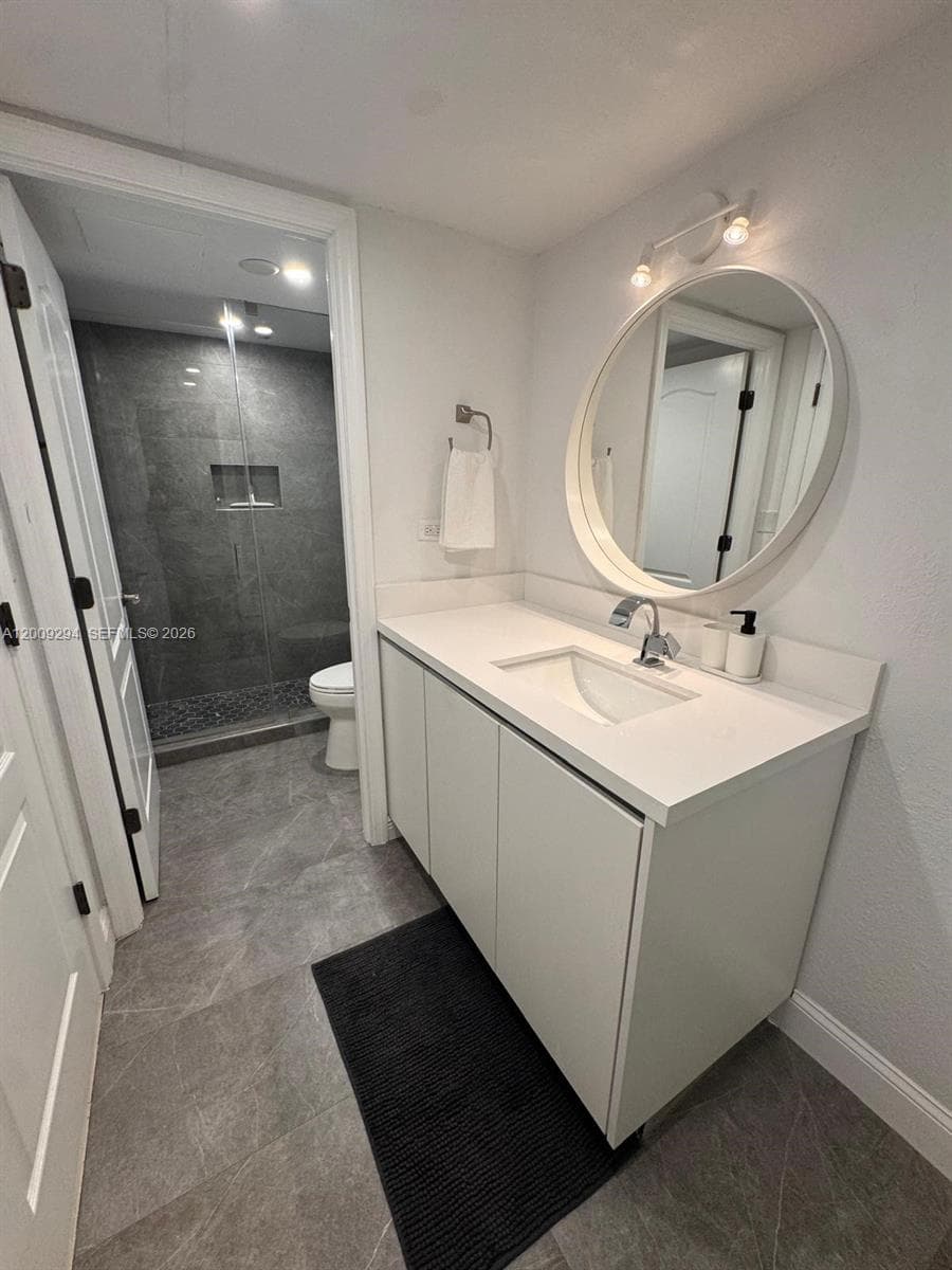 2301 Collins Ave 427 photo 14