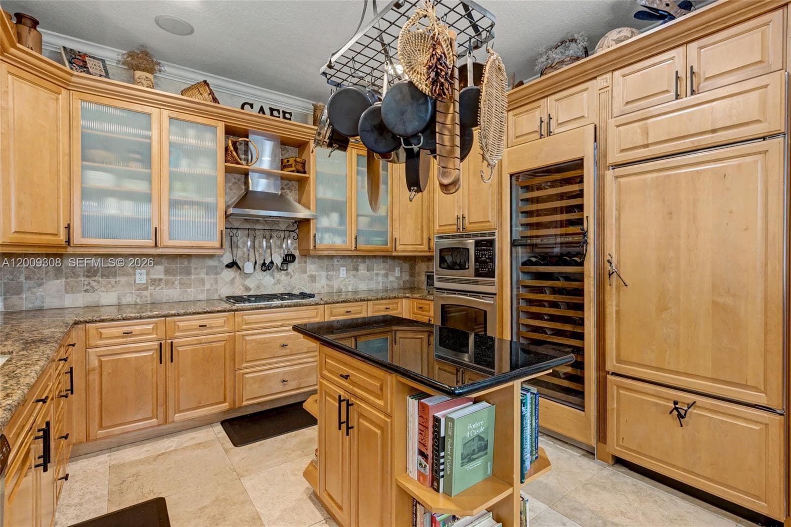 417 Hendricks Isle photo 7