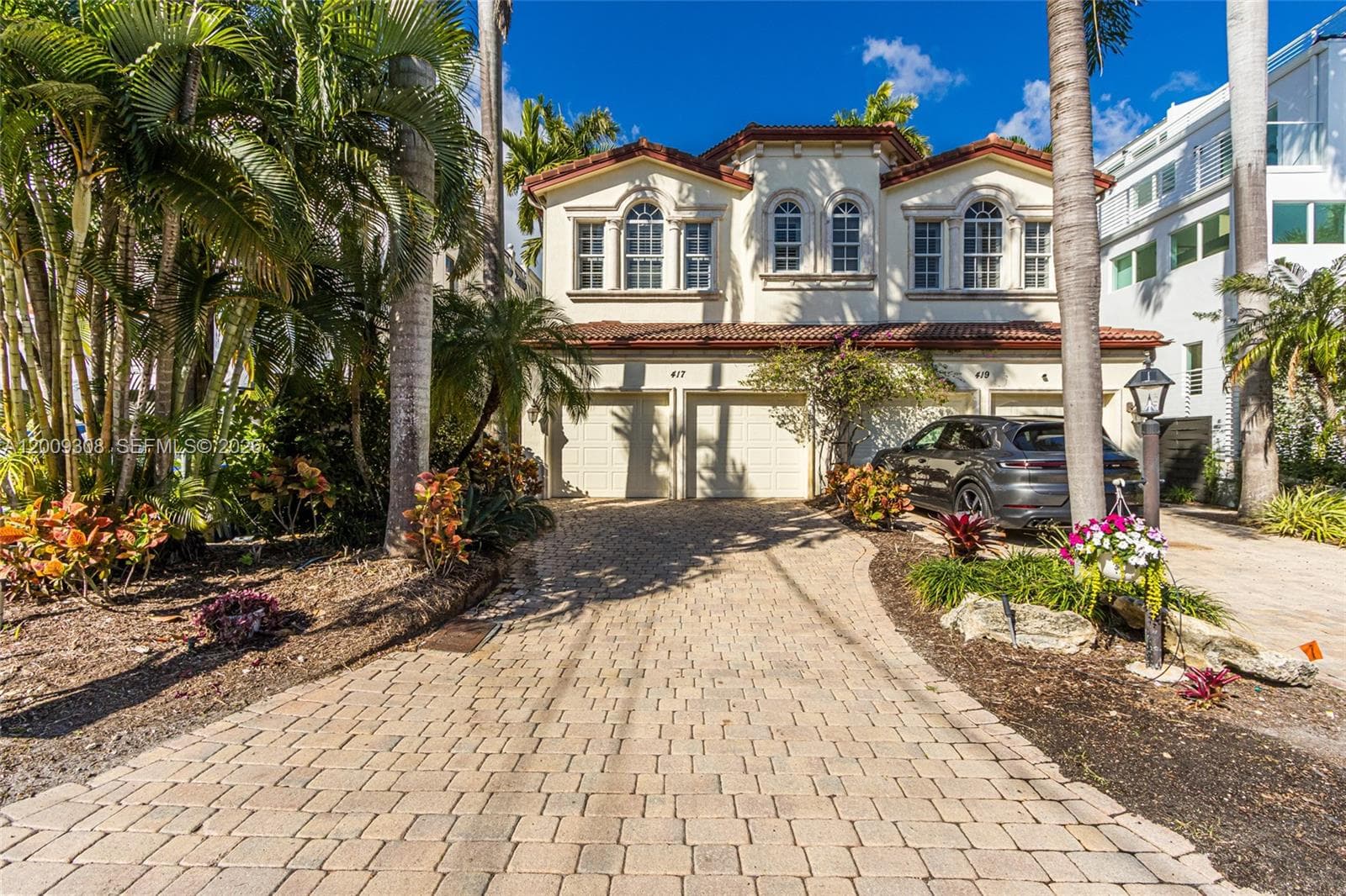 417 Hendricks Isle photo 1