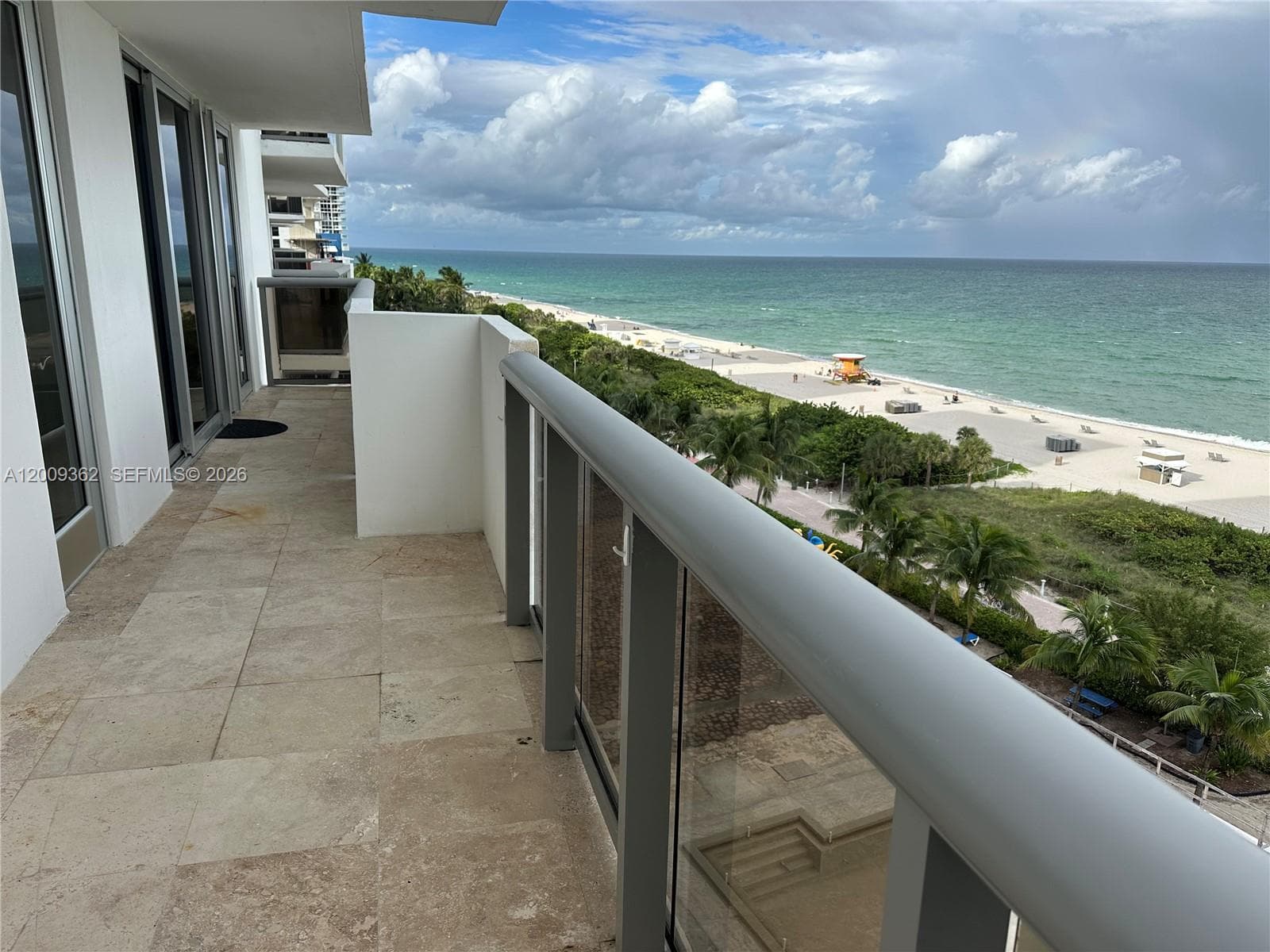 6039 Collins Ave 826 photo 2