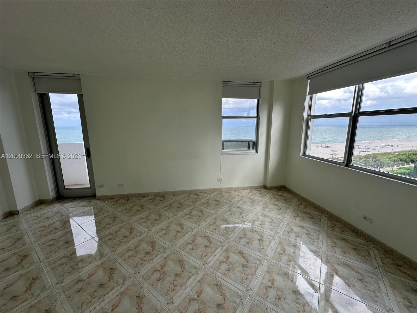 6039 Collins Ave 826 photo 7