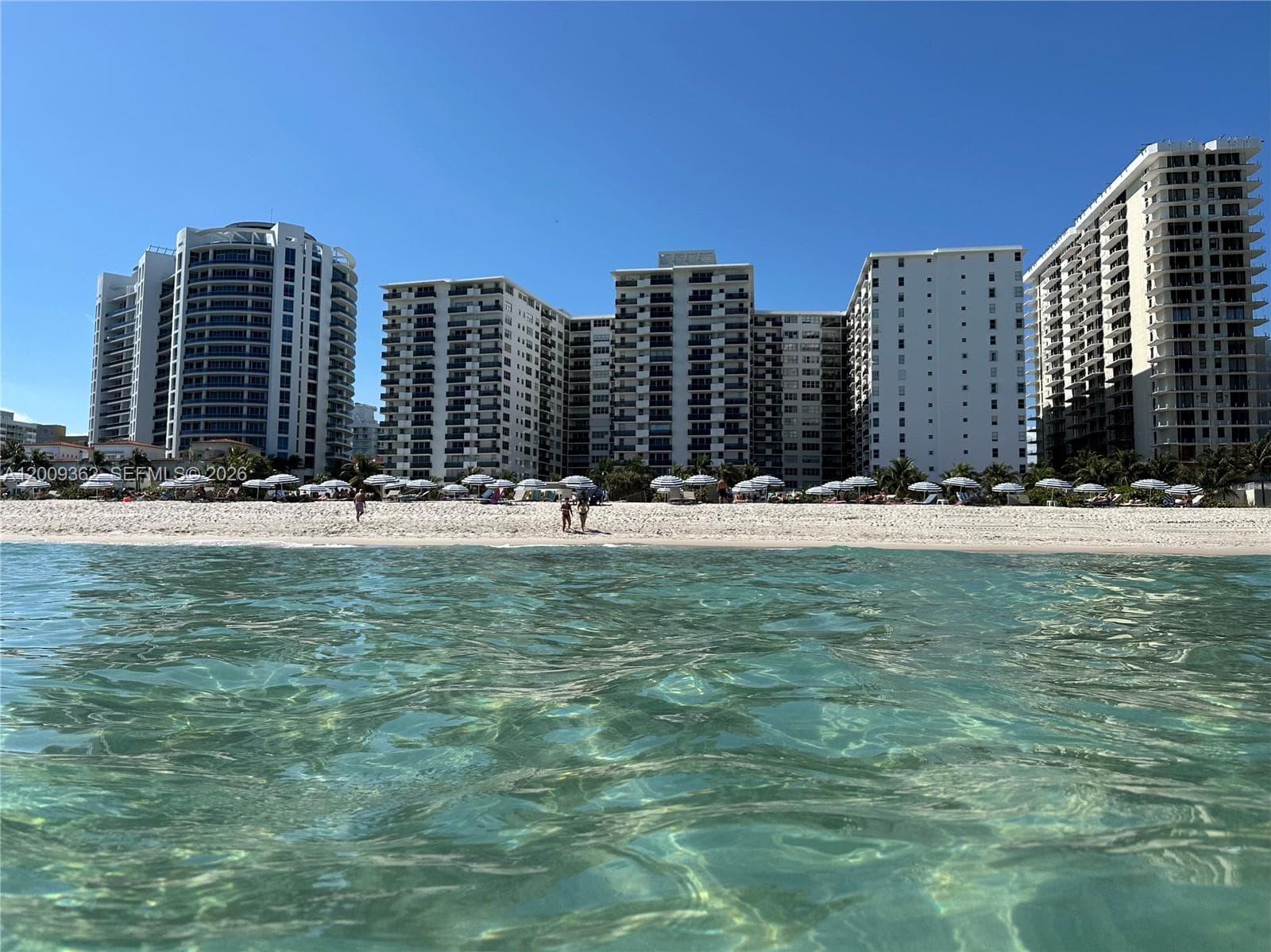 6039 Collins Ave 826 photo 4