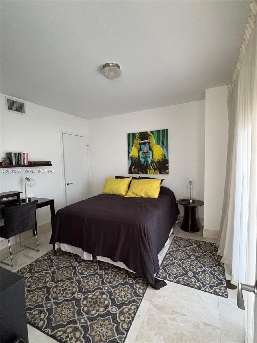 5875 Collins Ave 708 photo 12