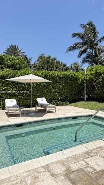 5875 Collins Ave 708 photo 20