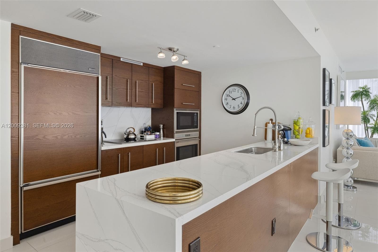 465 Brickell Ave 701 photo 5