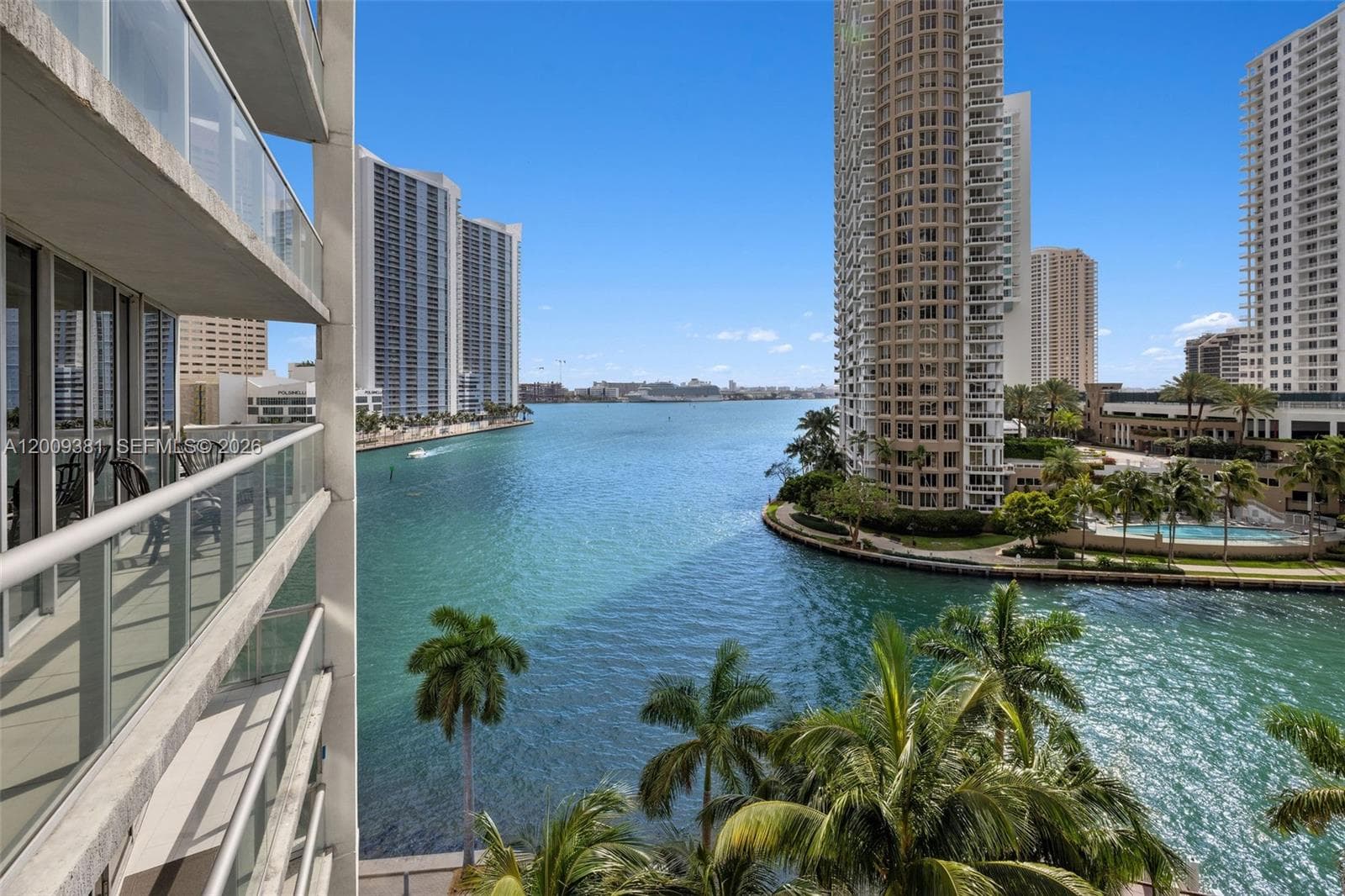 465 Brickell Ave 701 photo 20