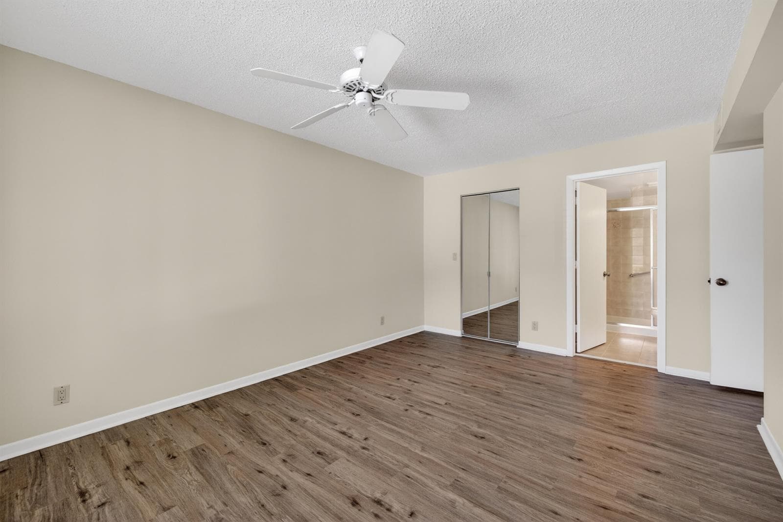 2512 SE Anchorage Cove 2 photo 20