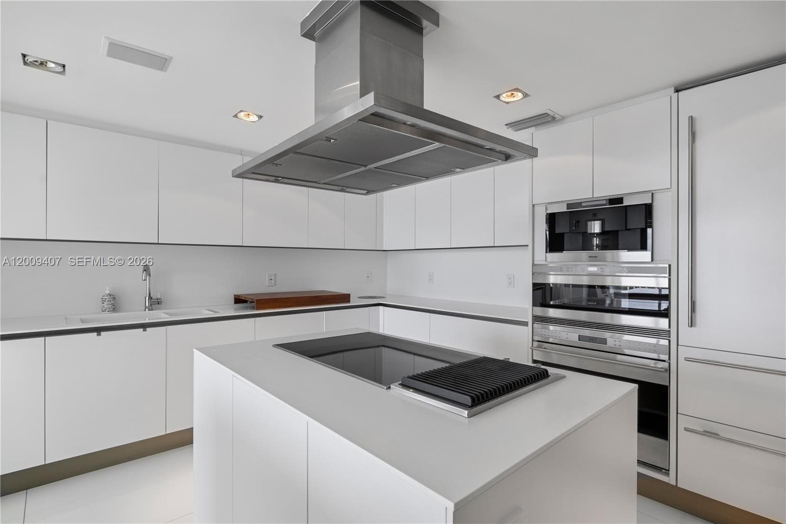 10155 Collins Ave 1210 photo 11