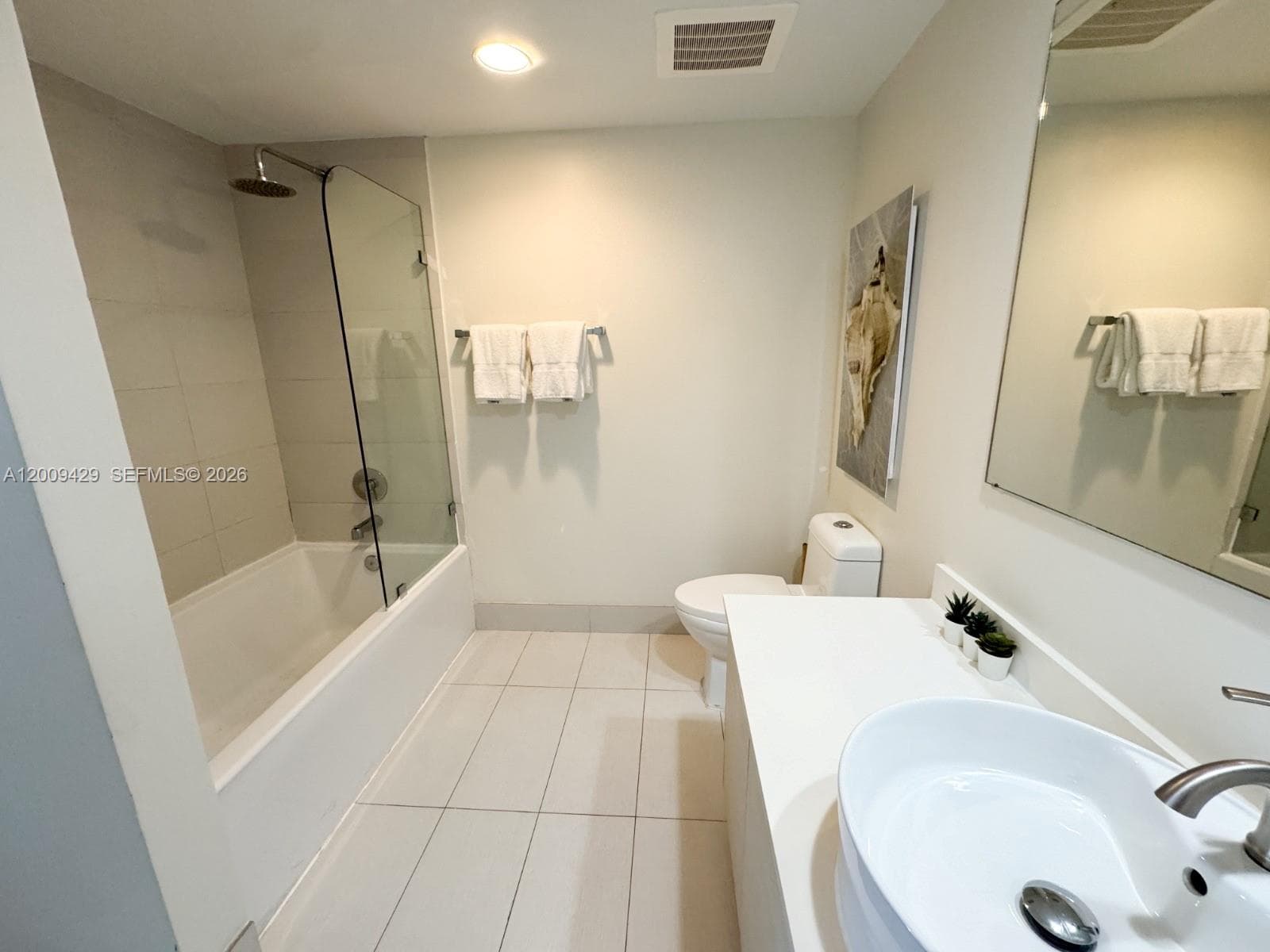 2602 E Hallandale Beach Blvd R1708 photo 10