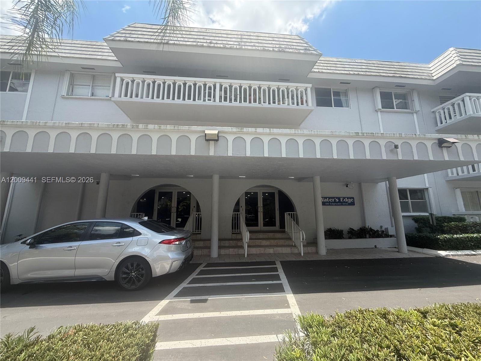 100 Edgewater Dr 236 photo 1