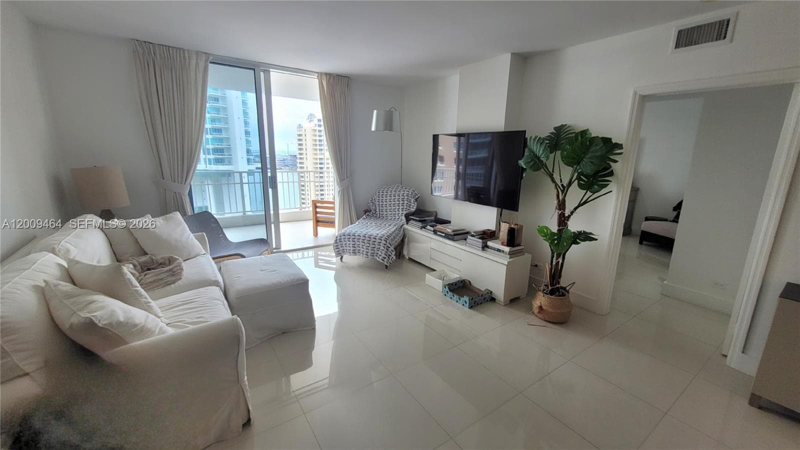 701 Brickell Key Blvd 2306 photo 6